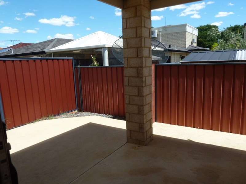 10A Sarah Close, Canning Vale WA 6155