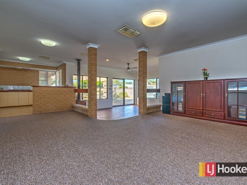 8 Poplar Place, Thornlie WA 6108