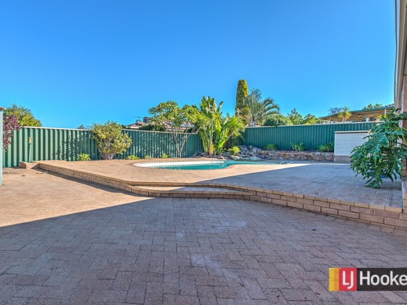 8 Poplar Place, Thornlie WA 6108
