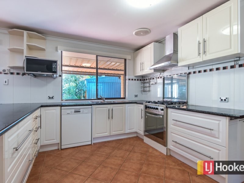 50 Ningaloo Way, Thornlie WA 6108