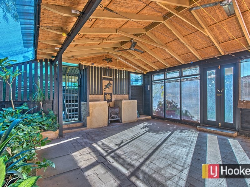 50 Ningaloo Way, Thornlie WA 6108