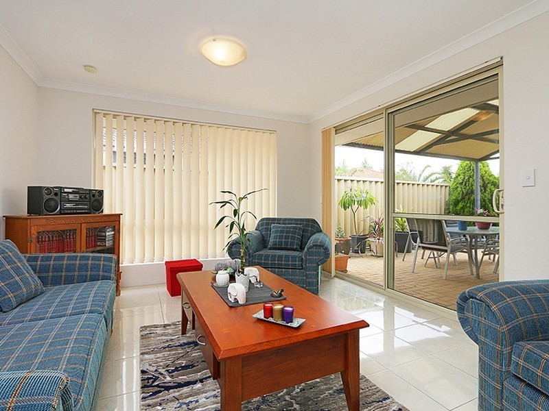 34 Amherst Road, Canning Vale WA 6155