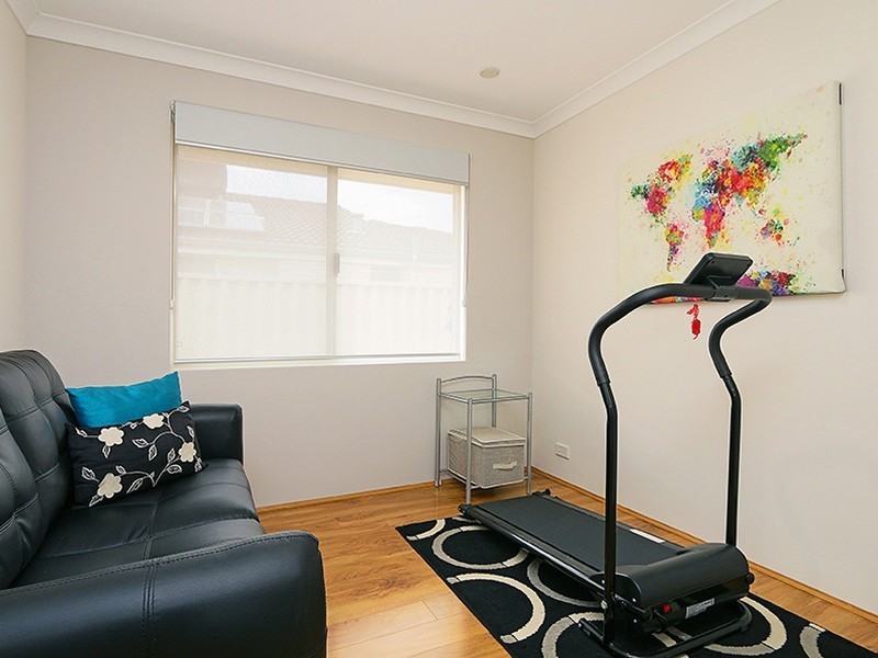 34 Amherst Road, Canning Vale WA 6155