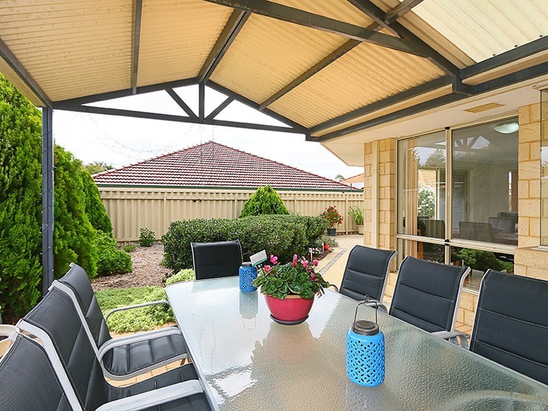 34 Amherst Road, Canning Vale WA 6155