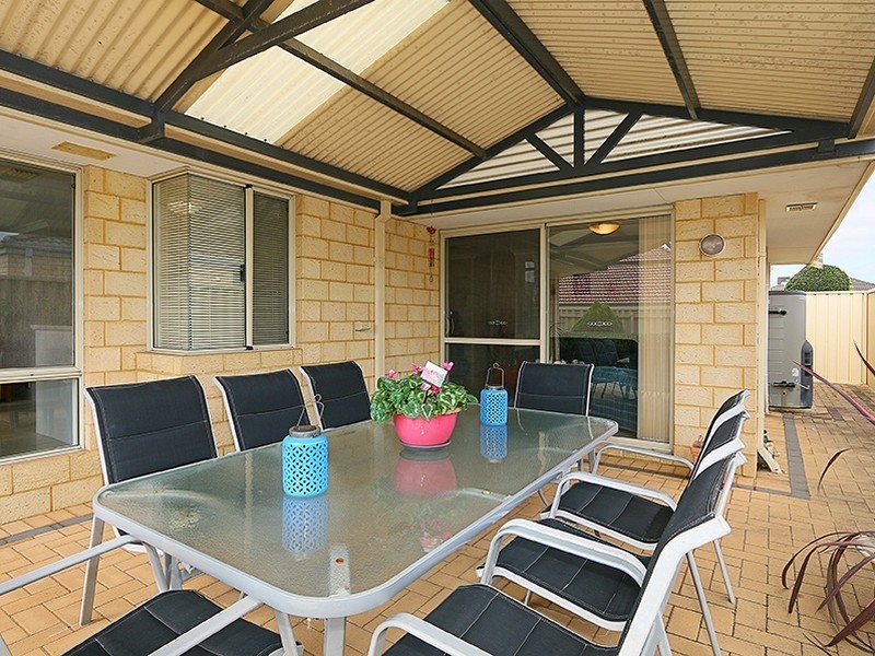 34 Amherst Road, Canning Vale WA 6155