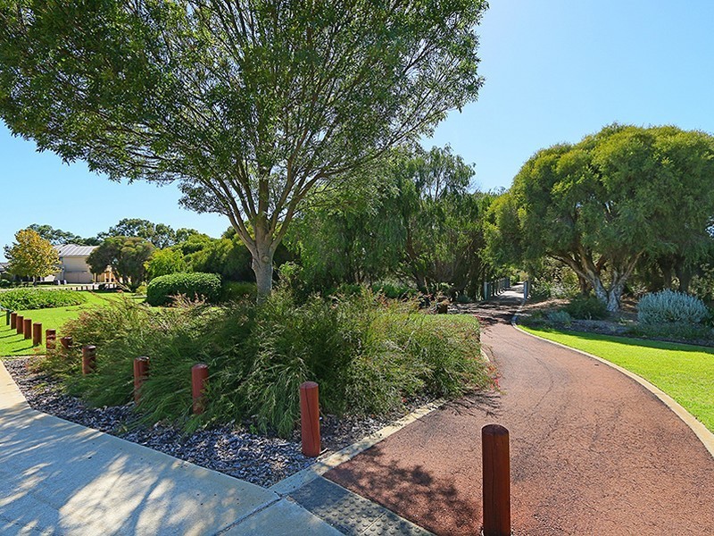 6 Walkingdale Promenade, Southern River WA 6110