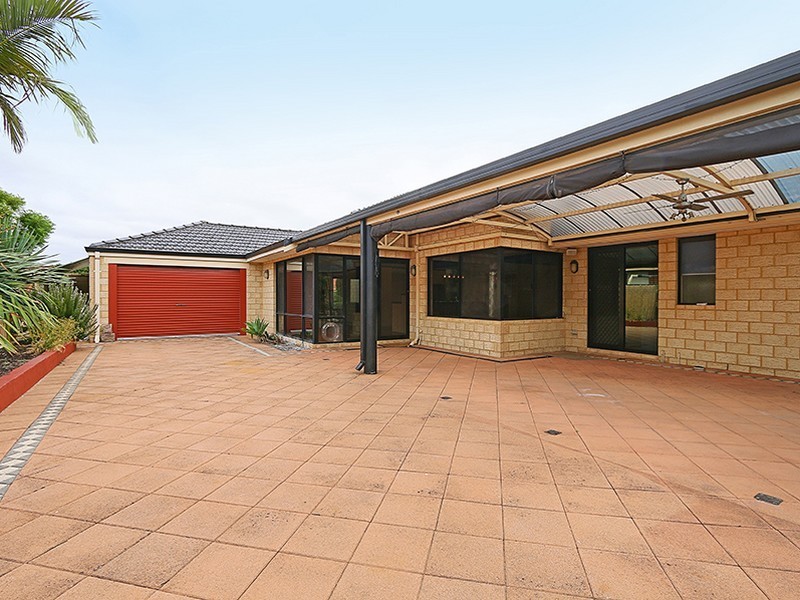 4 Buscot Close, Canning Vale WA 6155