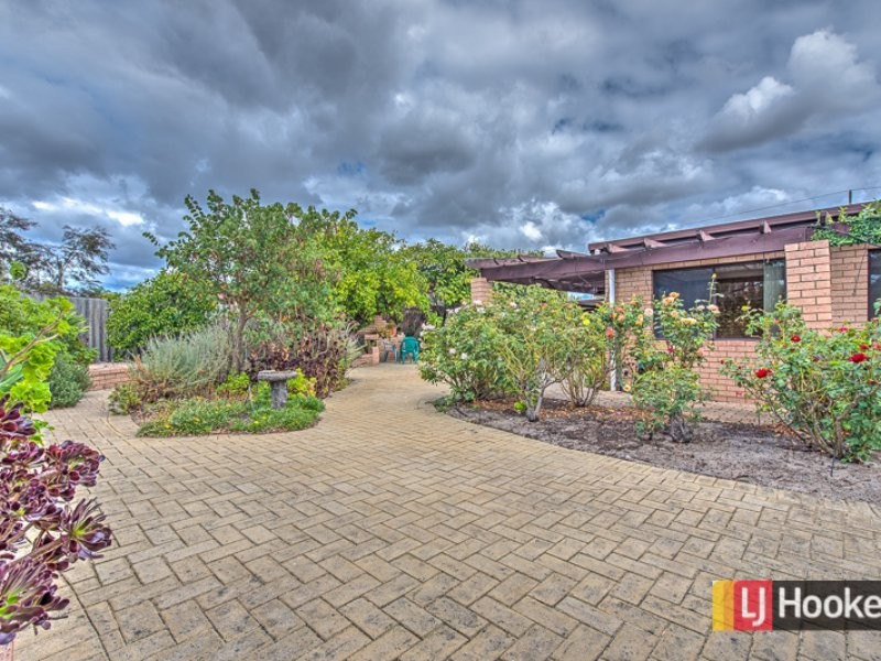 50 Murdoch Road, Thornlie WA 6108