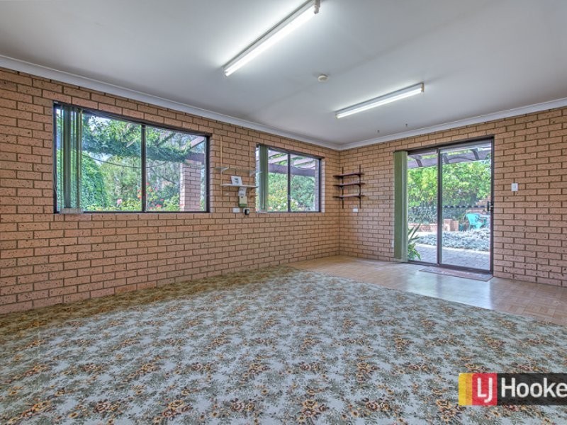 50 Murdoch Road, Thornlie WA 6108