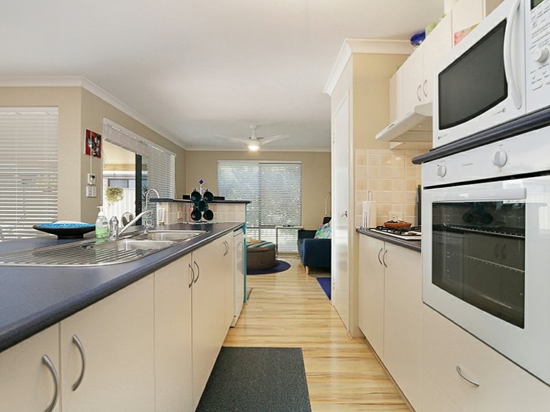 26 Glasgow Way, Seville Grove WA 6112