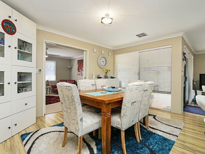 26 Glasgow Way, Seville Grove WA 6112