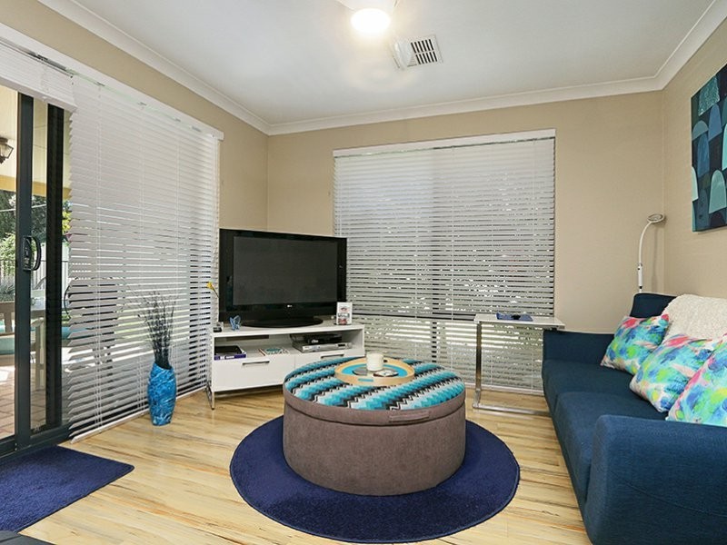 26 Glasgow Way, Seville Grove WA 6112