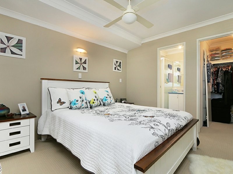 26 Glasgow Way, Seville Grove WA 6112