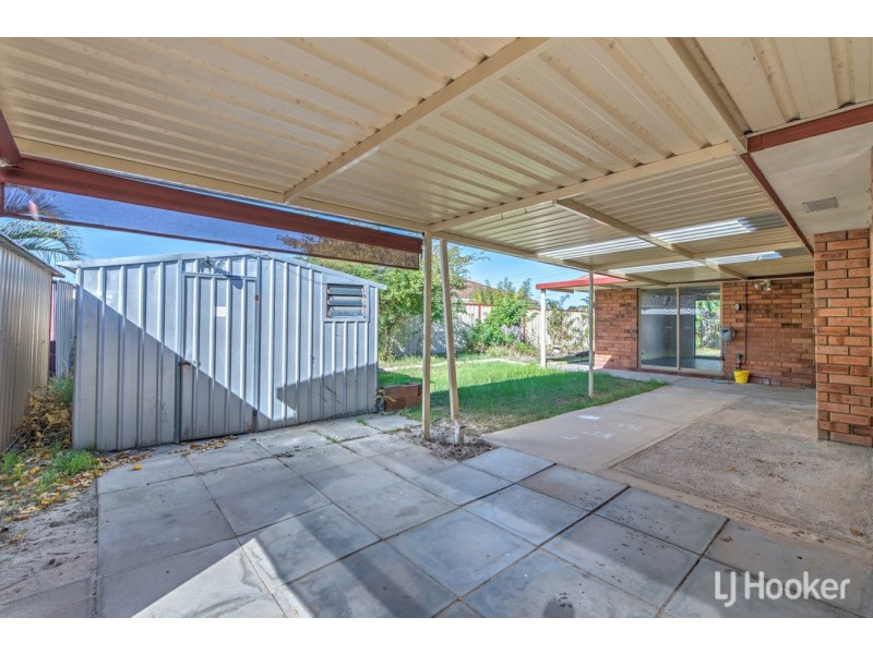 1 Moonstone Place, Gosnells WA 6110