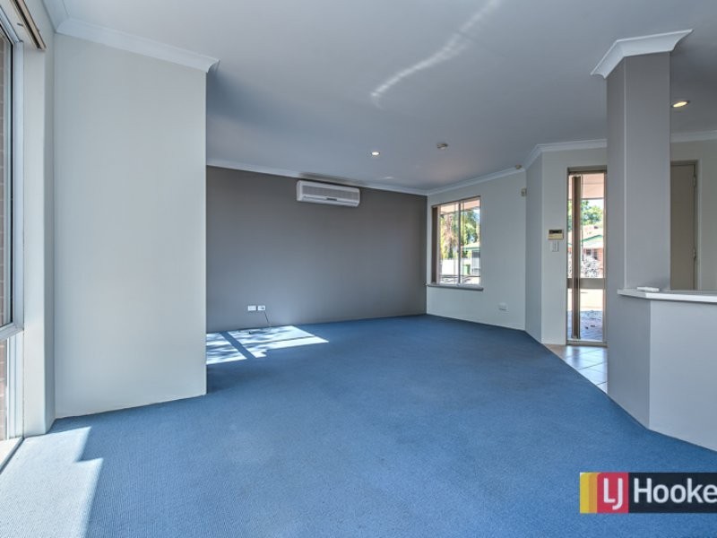 10 Towncentre Drive, Thornlie WA 6108