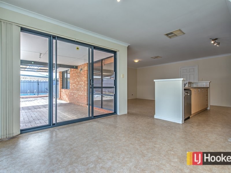 9 Autumn Crescent, Thornlie WA 6108