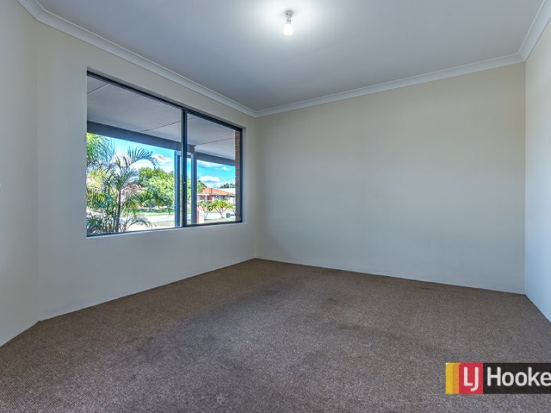 9 Autumn Crescent, Thornlie WA 6108