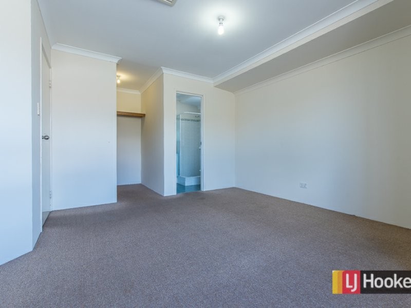 9 Autumn Crescent, Thornlie WA 6108