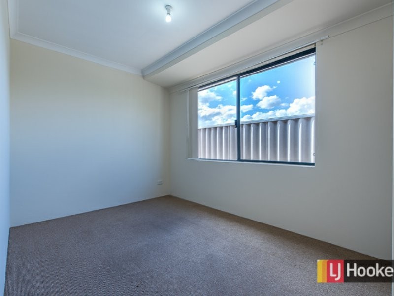 9 Autumn Crescent, Thornlie WA 6108