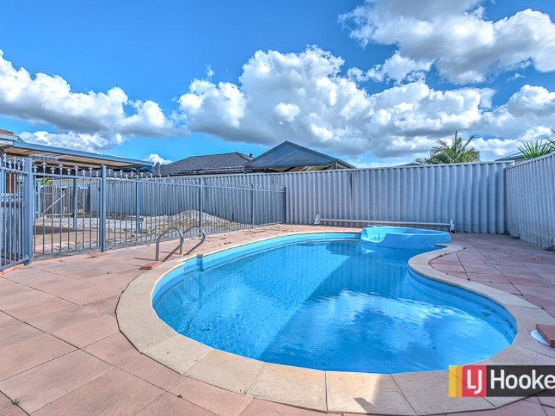9 Autumn Crescent, Thornlie WA 6108