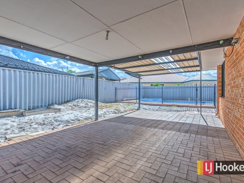 9 Autumn Crescent, Thornlie WA 6108