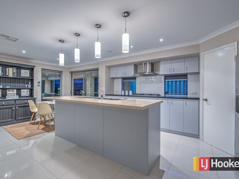 16 Hayfield Road, Southern River WA 6110