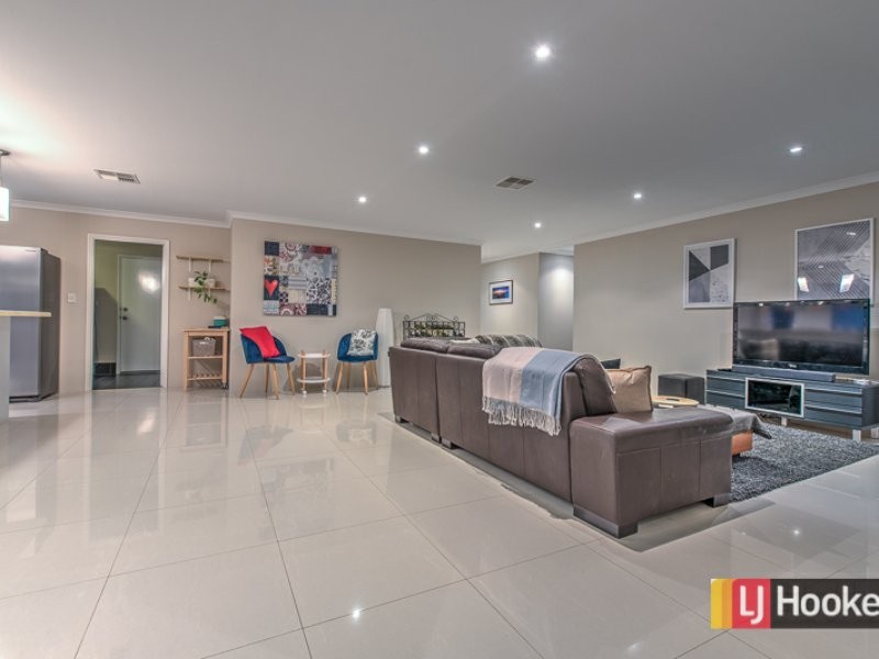 16 Hayfield Road, Southern River WA 6110