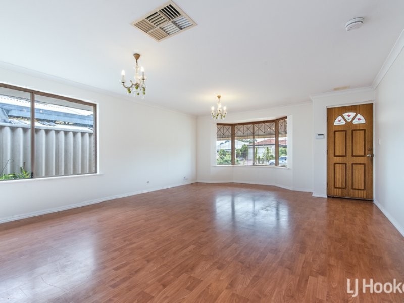 15 Glasson Court, Langford WA 6147