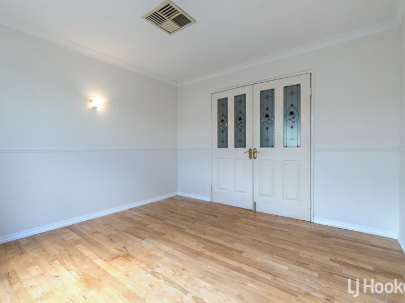 15 Glasson Court, Langford WA 6147