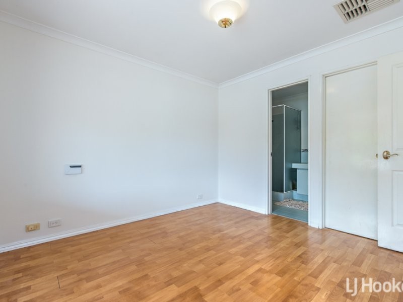 15 Glasson Court, Langford WA 6147