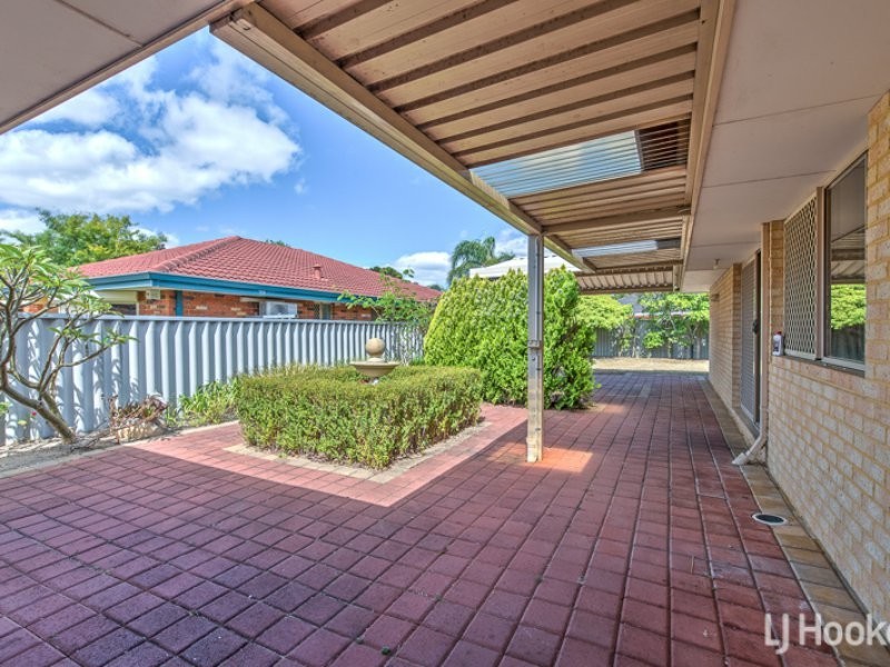 15 Glasson Court, Langford WA 6147