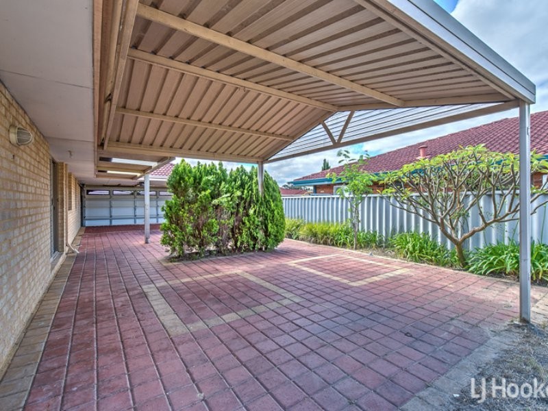15 Glasson Court, Langford WA 6147
