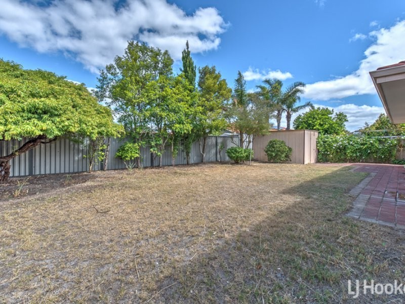 15 Glasson Court, Langford WA 6147