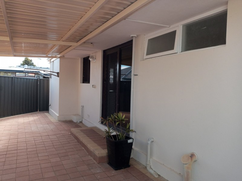 48 Connemara Drive, Thornlie WA 6108