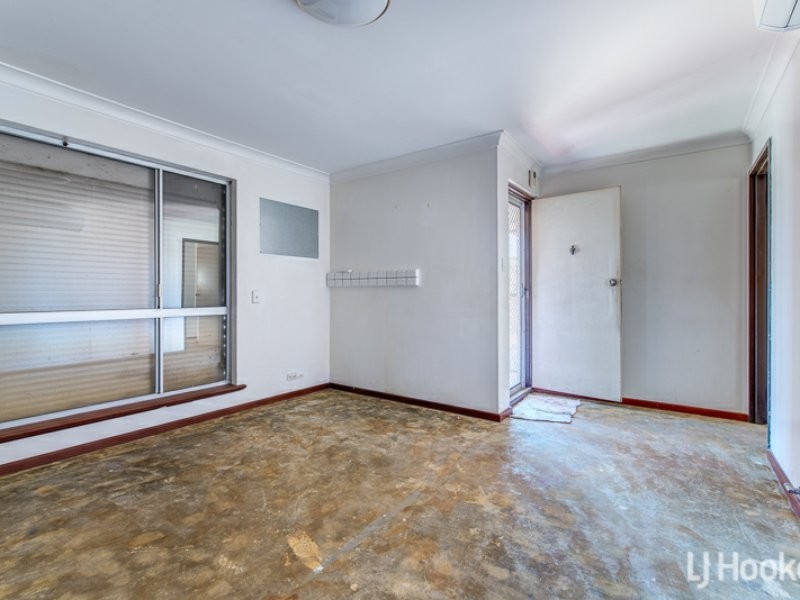 13 Partridge Way, Thornlie WA 6108