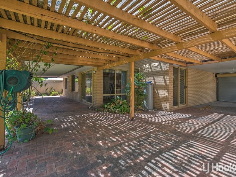 13 Majestic Court, Thornlie WA 6108