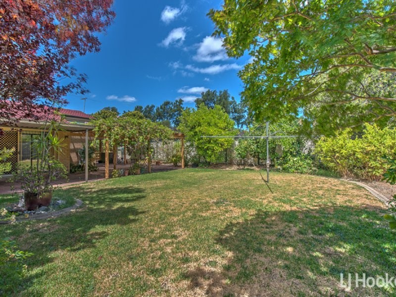 13 Majestic Court, Thornlie WA 6108