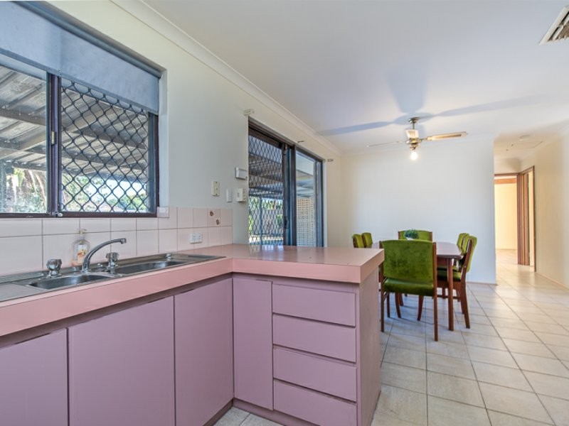 56 Seville Drive, Seville Grove WA 6112