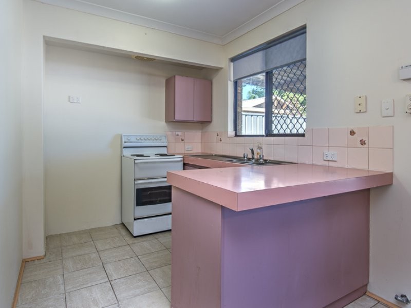 56 Seville Drive, Seville Grove WA 6112