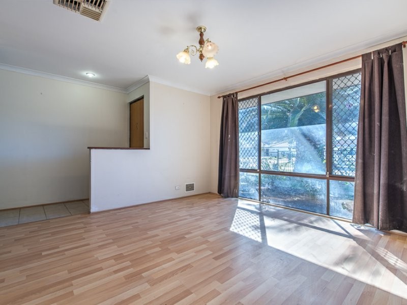 56 Seville Drive, Seville Grove WA 6112