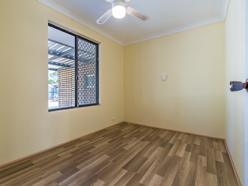 56 Seville Drive, Seville Grove WA 6112