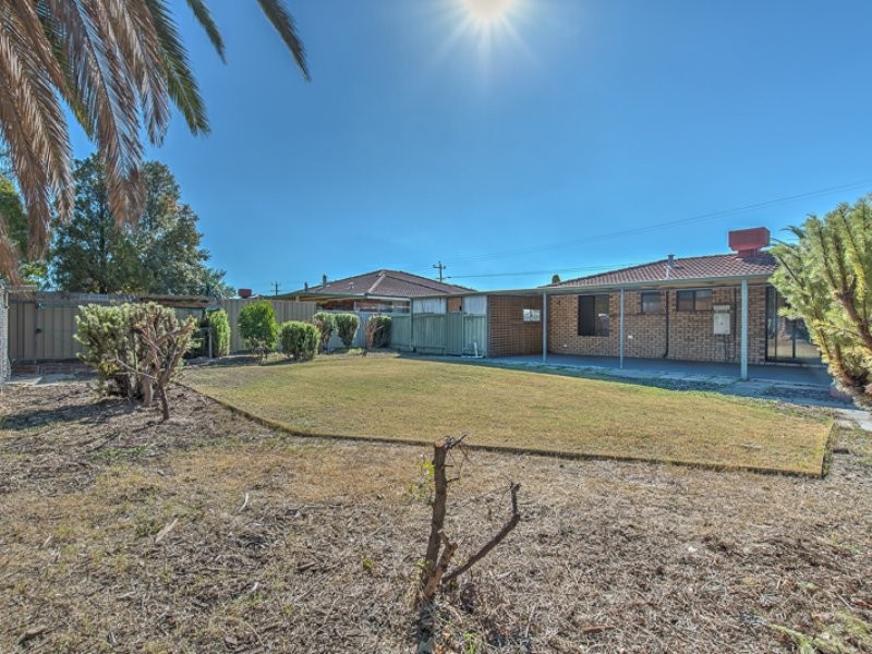 56 Seville Drive, Seville Grove WA 6112