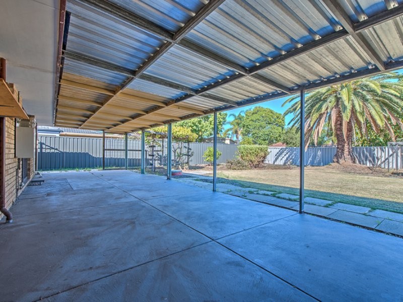 56 Seville Drive, Seville Grove WA 6112