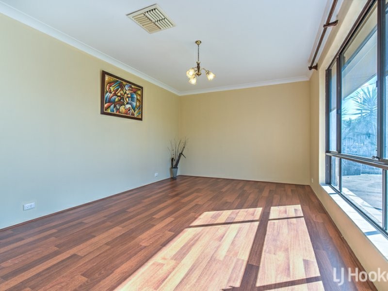 15 Hannan Place, Huntingdale WA 6110