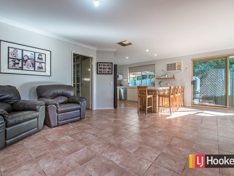 1 Bindoon Loop, Huntingdale WA 6110