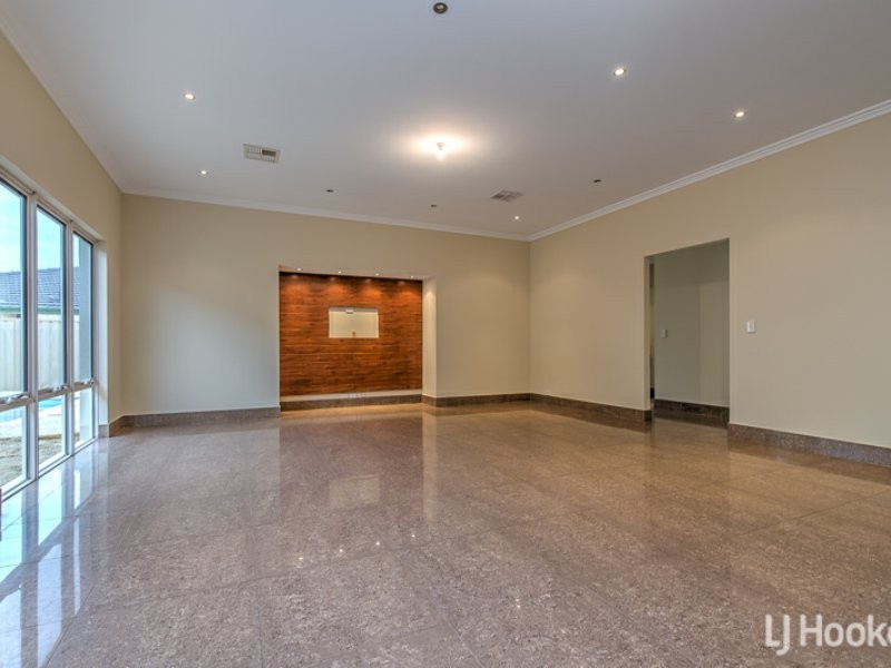 7 Piesley Promenade, Canning Vale WA 6155