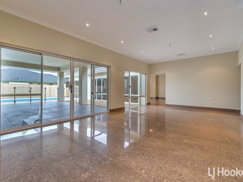 7 Piesley Promenade, Canning Vale WA 6155