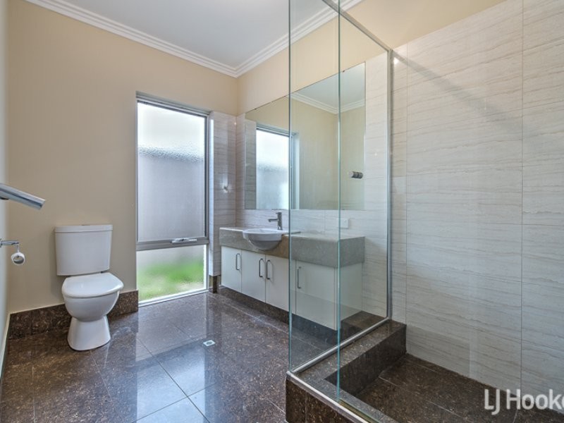 7 Piesley Promenade, Canning Vale WA 6155