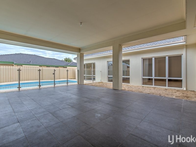 7 Piesley Promenade, Canning Vale WA 6155
