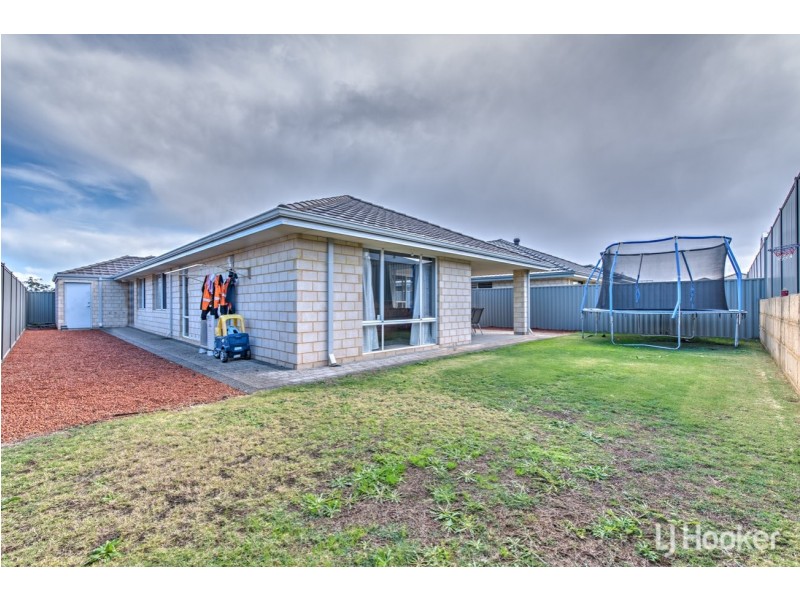 7 Sheehan Way, Byford WA 6122